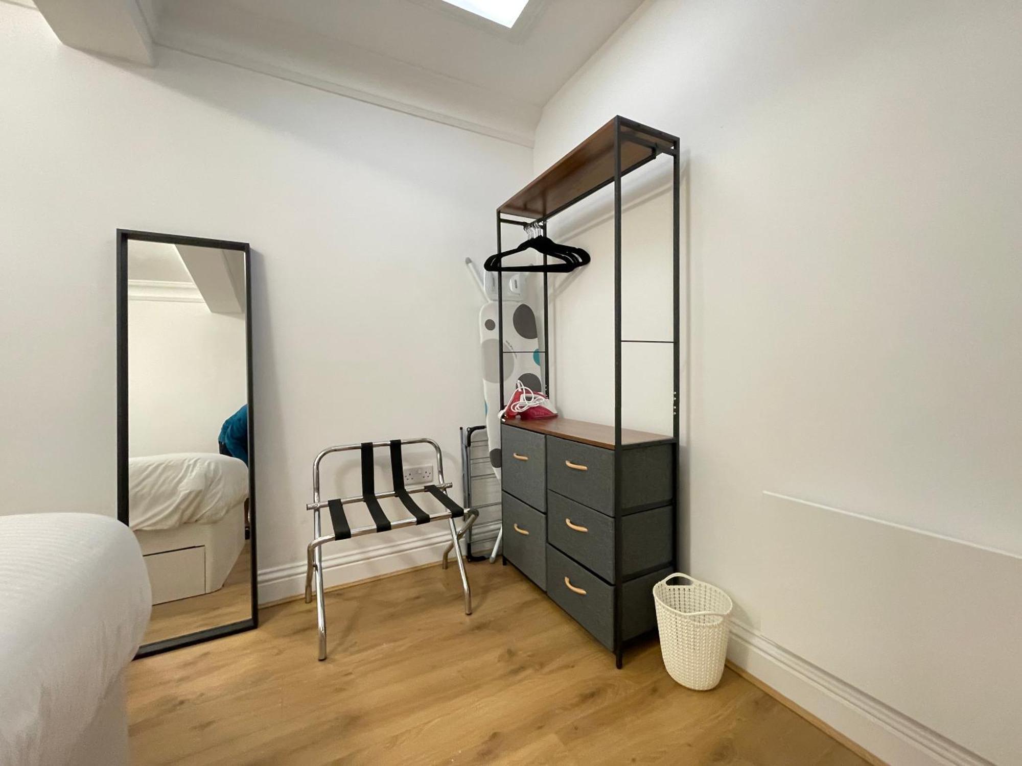 Private 2 Bed Guest House - Van Parking, M25 & A1 Connections Potters Bar Exteriör bild